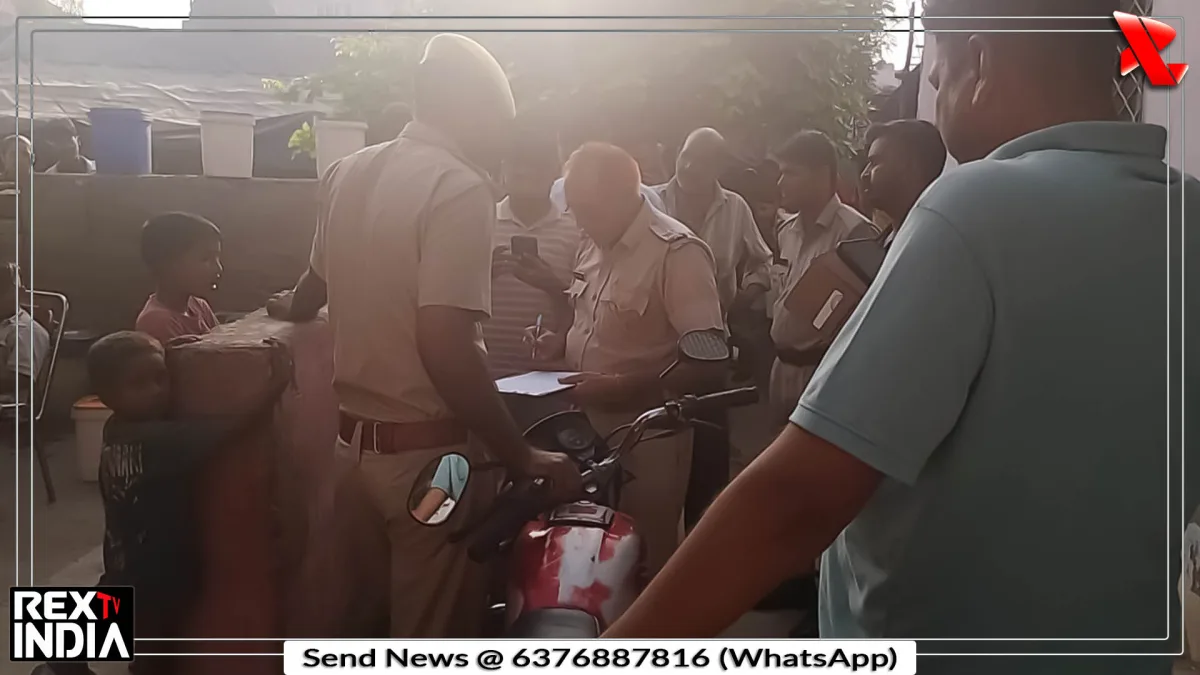 चोरी की बाइक बरामद, पुलिस ने खरीदार को दबोचा, और खुलासे की उम्मीद 