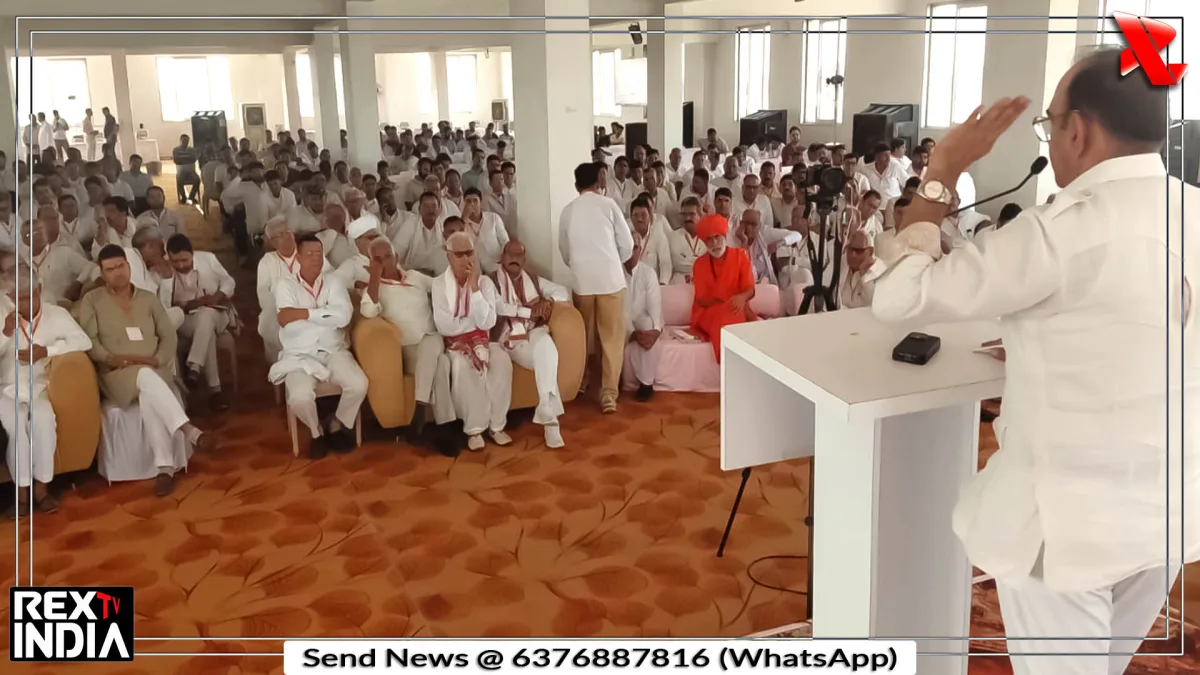 बिजनेस समिट में युवाओं को मिली नई राह, व्यापार और स्टार्टअप पर फोकस