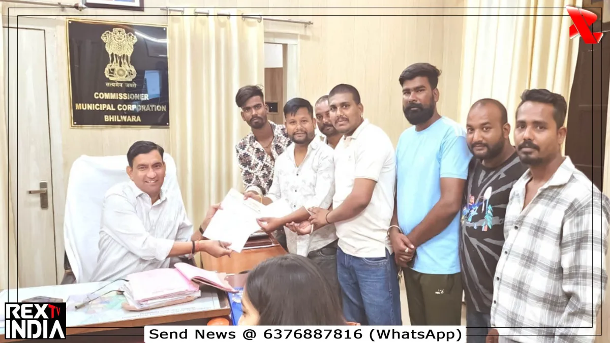जर्जर सराय की मरम्मत की मांग को लेकर नगर निगम को सौंपा ज्ञापन