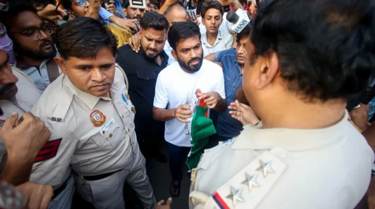 अभिजीत दिपके हिरासत में, आज दोपहर मजिस्ट्रेट के सामने पेशी तय