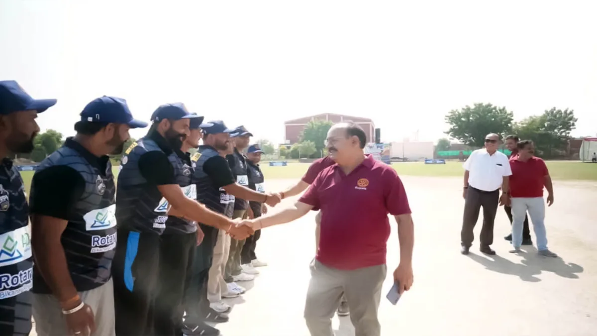 रोटरी रॉयल प्रीमियर लीग में खिलाड़ियों ने दिखाया दमदार खेल