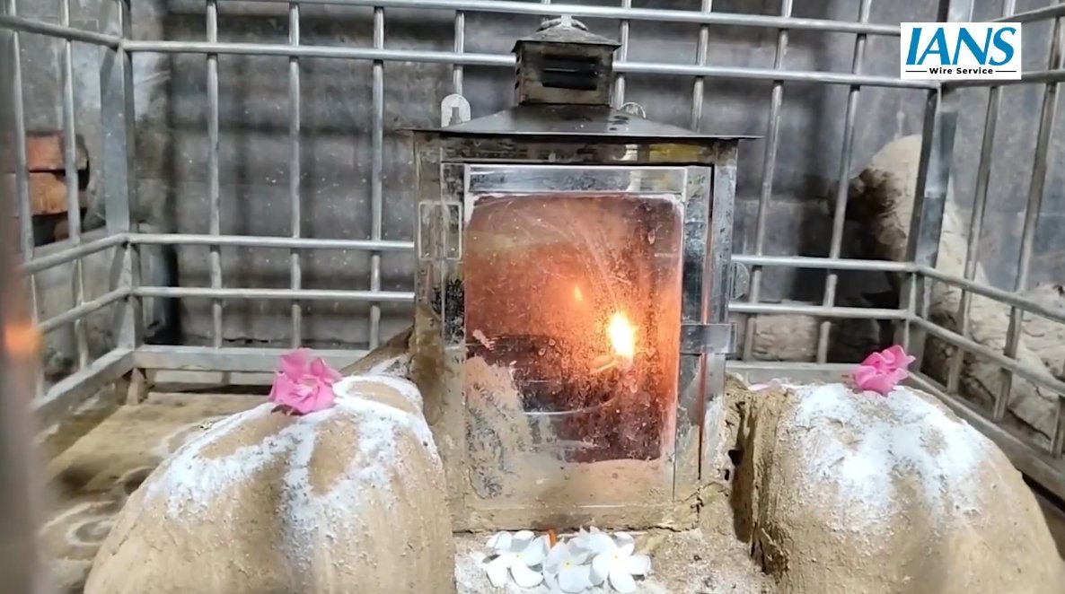 कुड्डालोर में आध्यात्मिक प्रकाश: 159वीं वर्षगांठ पर अनैय्या अदुप्पु का उत्सव, सन्मार्ग ध्वज फहराया गया