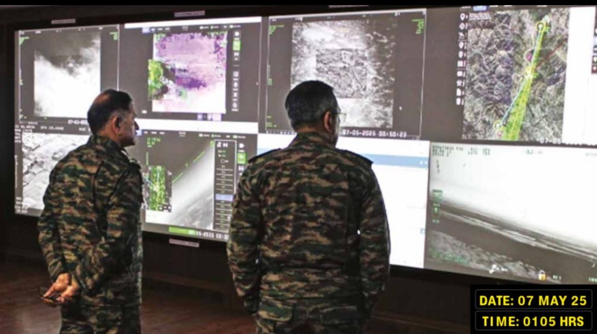 ऑपरेशन सिंदूर के पर्दे के पीछे की कहानी, जब राष्ट्र की सुरक्षा के लिए एक साथ धड़के तीनों सेनाओं के दिल