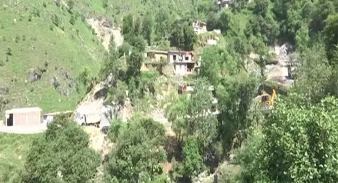 मेरा देश बदल रहा है! अनदेखे गाँवों को मिली उम्मीद की राह: राजौरी की पीएमजीएसवाई सड़क