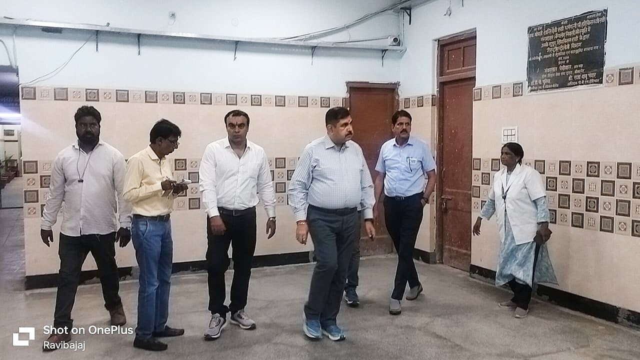 PBM में ऑपरेशन क्लीन! प्रिंसिपल ने खुद संभाली कमान, गंदगी और अव्यवस्था पर एक्शन, दिए सख्त निर्देश 