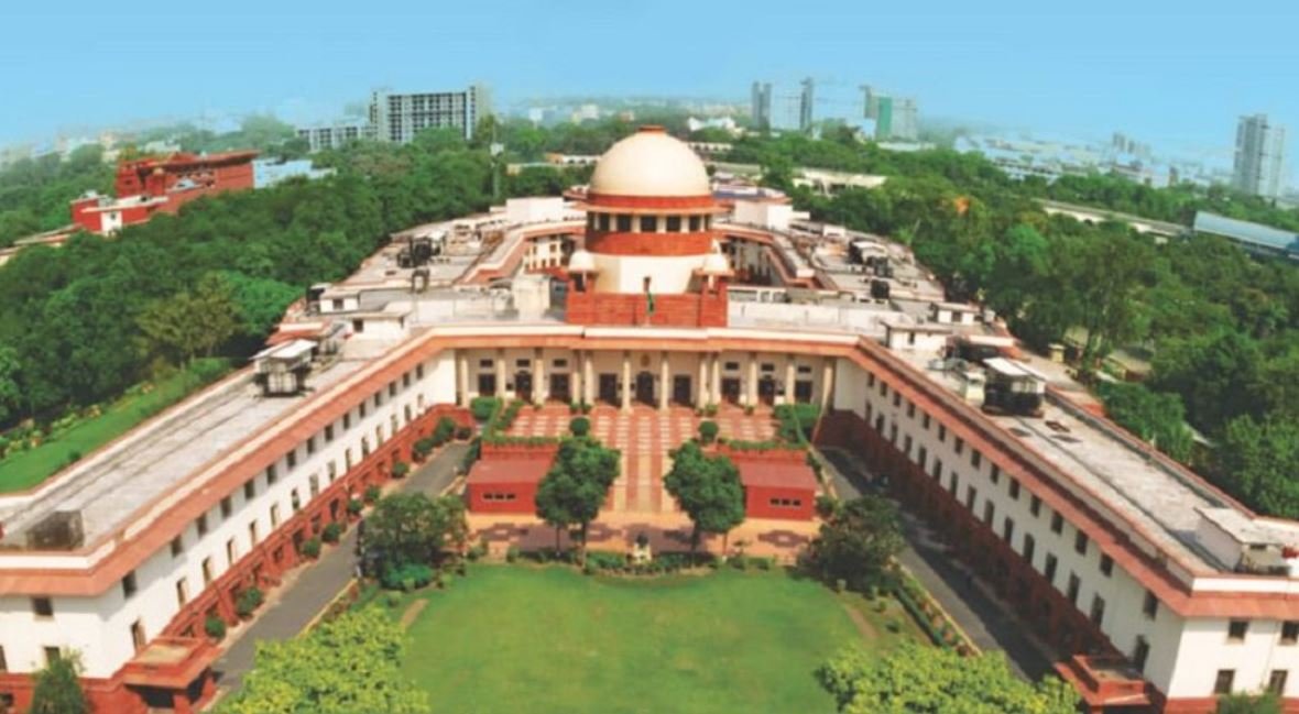 सुप्रीम कोर्ट का ऐतिहासिक फैसला: वसीयत से अपनों को बेदखल करना अब आसान नहीं, कोर्ट ने उठाए गंभीर सवाल