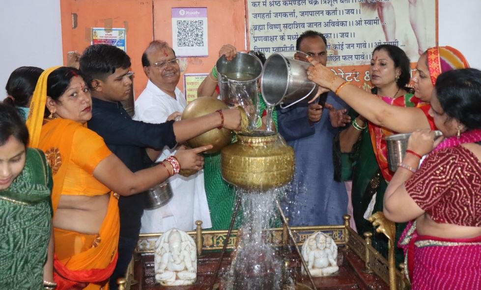 भीलवाड़ा में पार्थिव शिवलिंगों का सहस्त्राभिषेक, महंत मोहन शरण शास्त्री के सानिध्य में महाअनुष्ठान