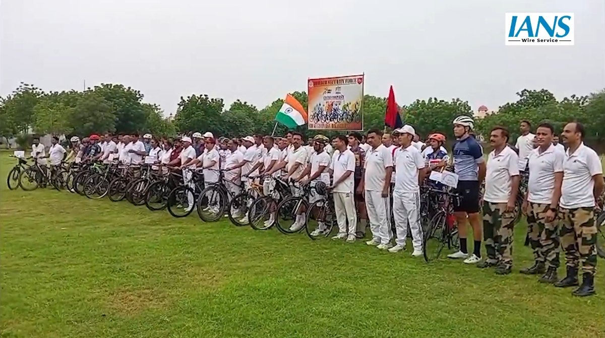 स्वास्थ्य की ओर एक कदम: बीकानेर में बीएसएफ की संडे ऑन साइकिल रैली