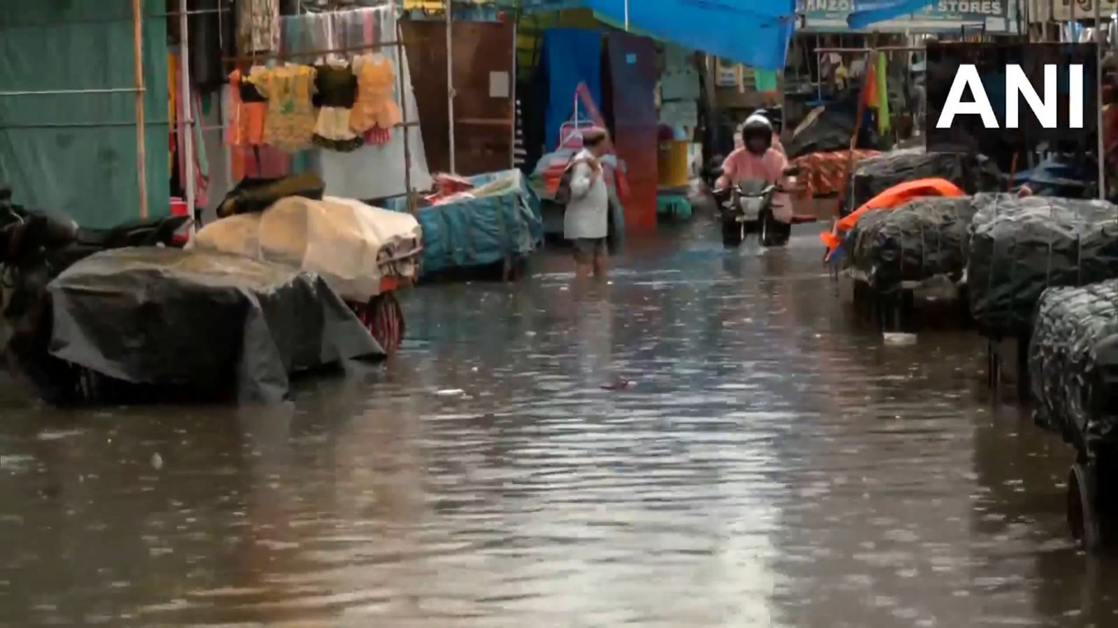 28 साल का रिकॉर्ड टूटा, जलजमाव से जनजीवन बेहाल, खराब ड्रेनेज सिस्टम ने बढ़ाई मुसीबत