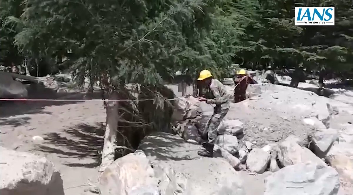 मिशन राहत: बादल फटने के बाद सेना का मोर्चा, धराली में फुटब्रिज तैयार, संचार सेवाएं बहाल