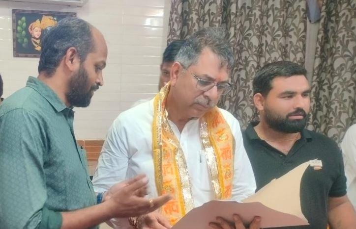 स्किल इंडिया के प्रशिक्षक बेरोजगार, डॉ. पूनिया से लगाई मदद की गुहार