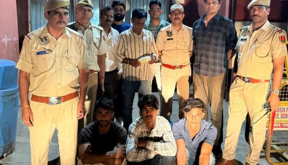 रक्षाबंधन पर बड़ा खुलासा: जयपुर में 1800 किलो नकली पनीर पकड़ा गया, तीन गिरफ्तार