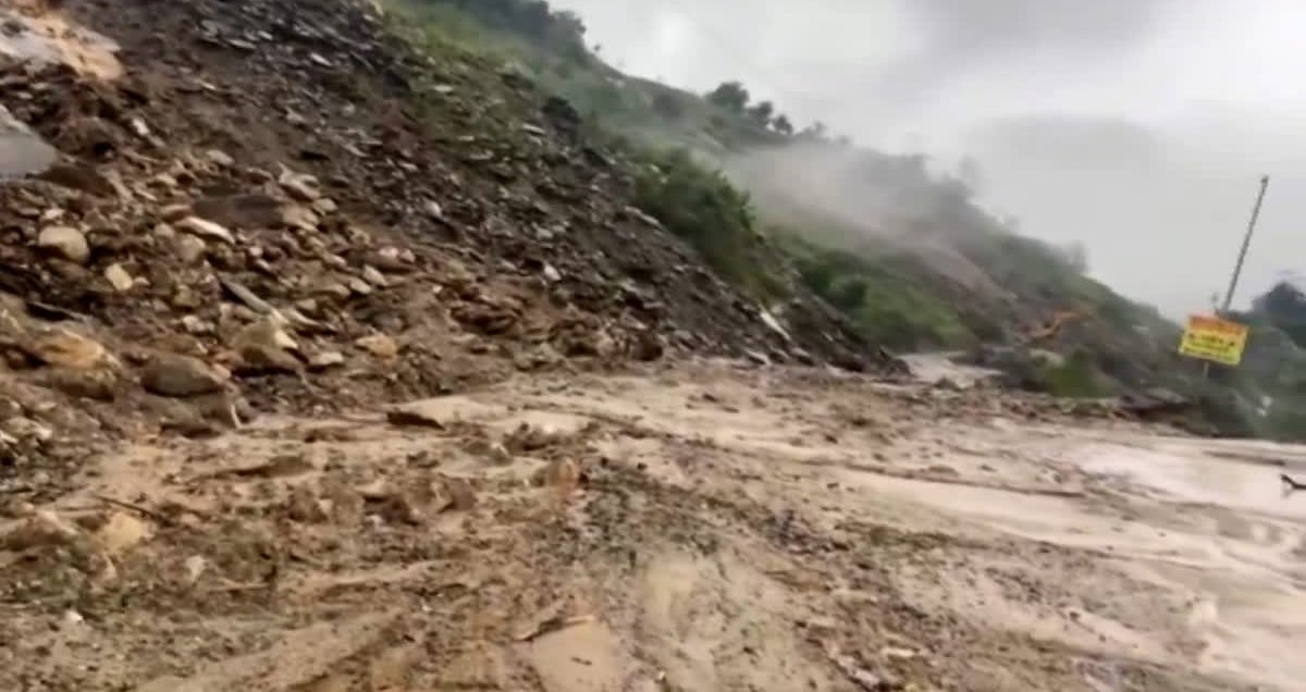 कुदरत का कहर: हिमाचल में अब तक ₹1,988 करोड़ का नुकसान, 112 लोगों की मौत और 37 लापता