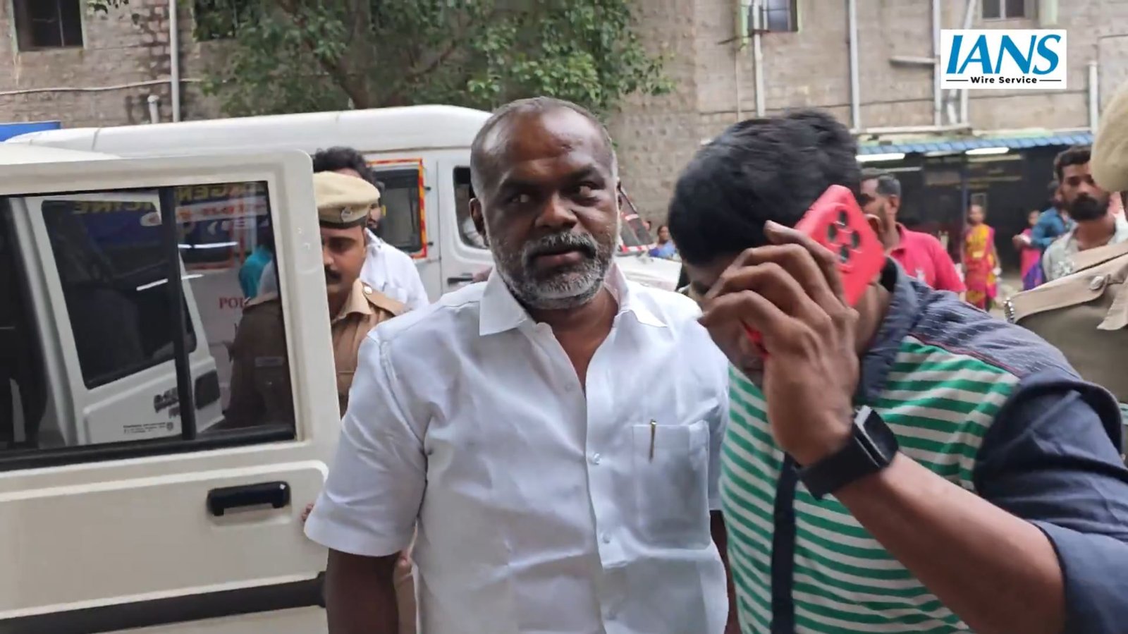 मेयर पति की गिरफ्तारी से हड़कंप: ₹150 करोड़ के घोटाले में कई अधिकारियों पर गिरी गाज