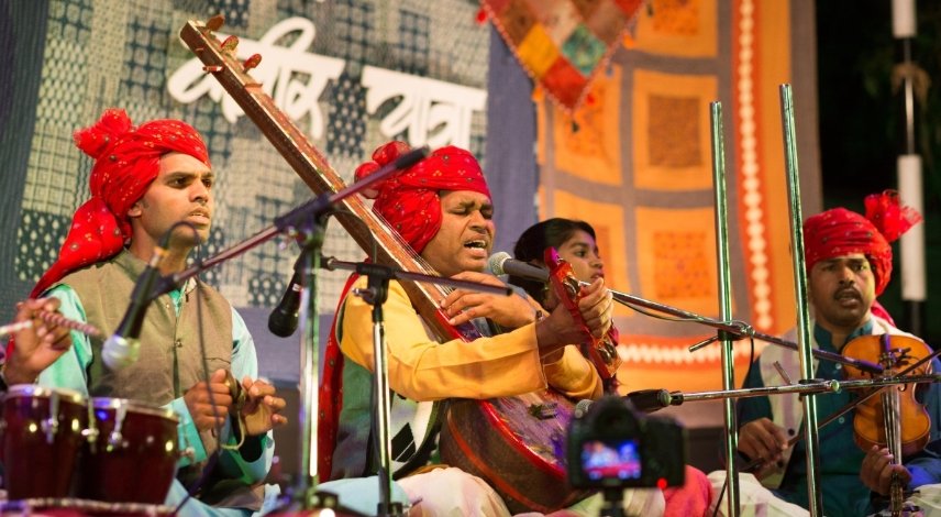 विवाद में घिरी कबीर यात्रा 2025: कोर्ट ने जारी किए प्रतिवादियों को नोटिस