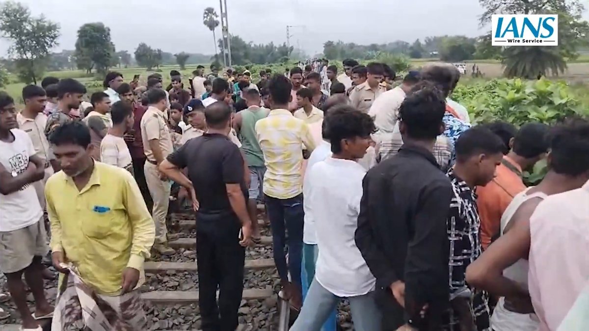 वंदे भारत एक्सप्रेस का कहर! पूर्णिया में तड़के 4 युवकों की मौत, शोक में डूबा सीमांचल