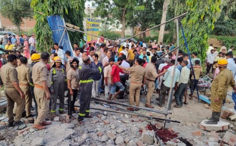 फर्रुखाबाद में दहला कोचिंग सेंटर: भीषण विस्फोट से दो मासूमों की मौत, 10 बच्चे गंभीर रूप से घायल