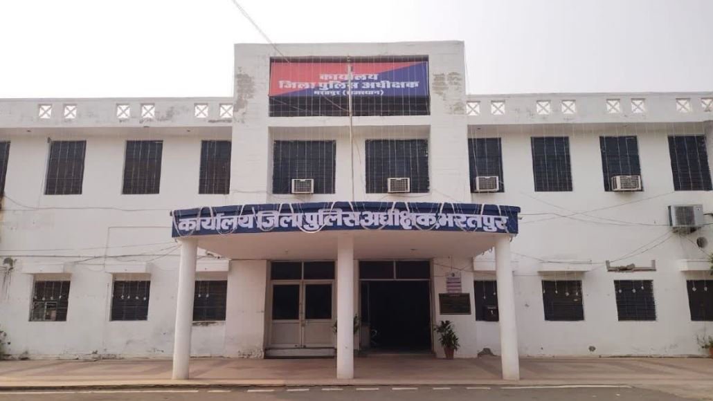 200 के 8 नोट नकली घोषित: भरतपुर के बैंक से आरबीआई पहुंचे नकली नोट, जाँच मथुरा गेट थाने को सौंपी