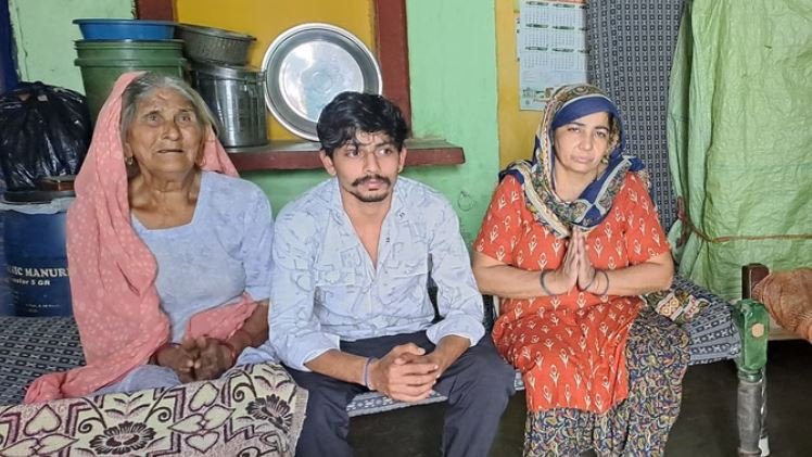 एजेंटों के धोखे का शिकार: स्टडी वीजा पर गए युवकों को युद्ध में झोंका, 16 भारतीय युवकों को सुरक्षित वापस लाने की गुहार