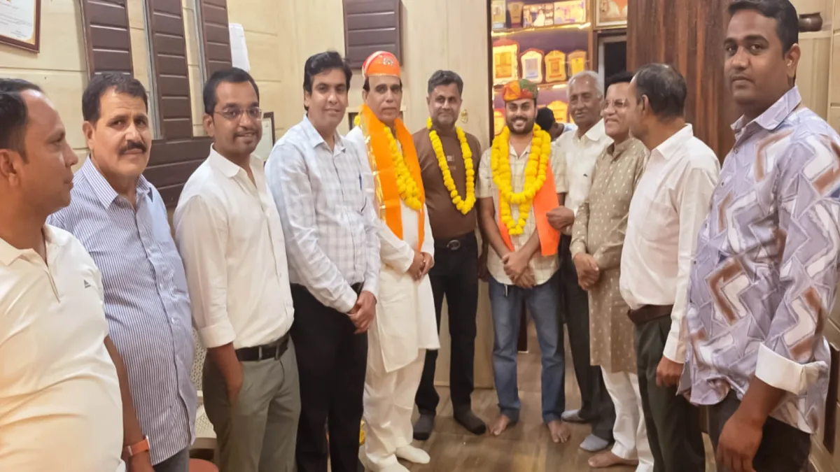 समाजहित और एकता को नई दिशा देने की जिम्मेदारी अब अमित व्यास पर